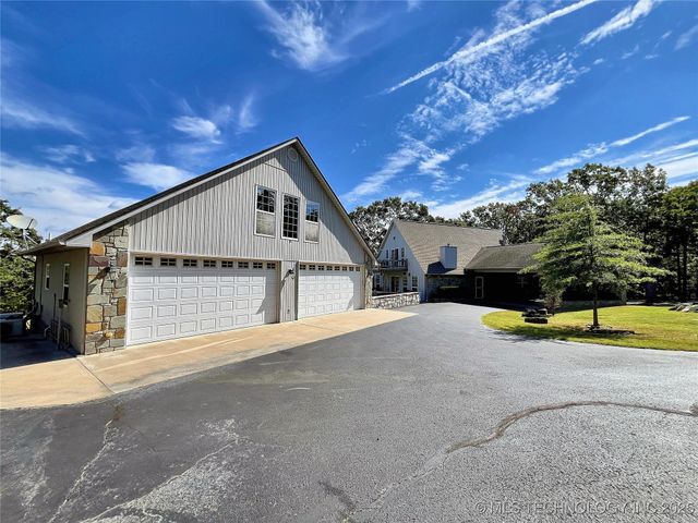 20136 W Chicken Creek Road, Cookson, OK 74427