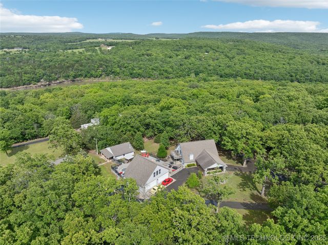 20136 W Chicken Creek Road, Cookson, OK 74427