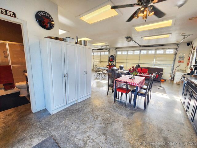 20136 W Chicken Creek Road, Cookson, OK 74427