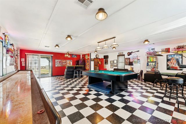 20136 W Chicken Creek Road, Cookson, OK 74427