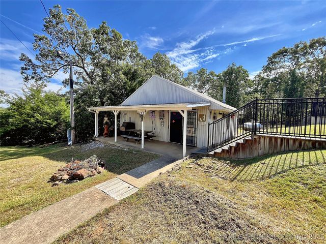 20136 W Chicken Creek Road, Cookson, OK 74427