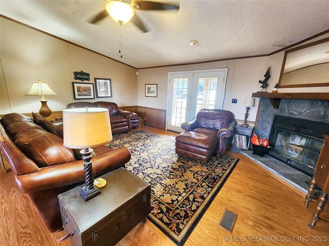 20136 W Chicken Creek Road, Cookson, OK 74427