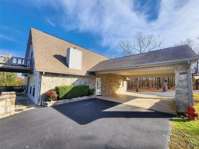 20136 W Chicken Creek Road, Cookson, OK 74427