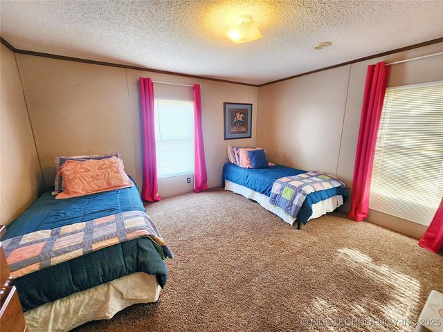 20136 W Chicken Creek Road, Cookson, OK 74427