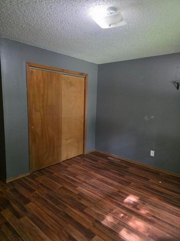 1001 N 13th Avenue, Ozark, MO 65721