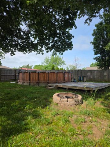 1001 N 13th Avenue, Ozark, MO 65721