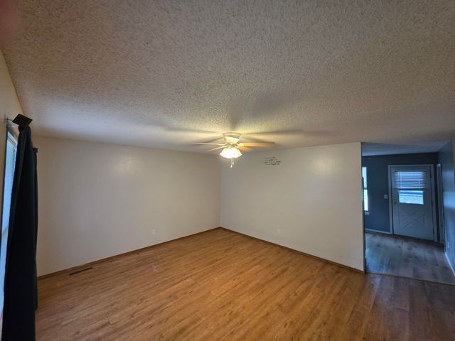1001 N 13th Avenue, Ozark, MO 65721