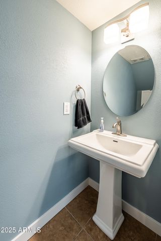 1601 W SUNNYSIDE Drive 127, Phoenix, AZ 85029