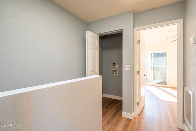 1601 W SUNNYSIDE Drive 127, Phoenix, AZ 85029