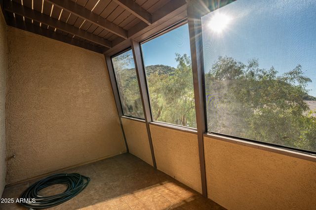 1601 W SUNNYSIDE Drive 127, Phoenix, AZ 85029