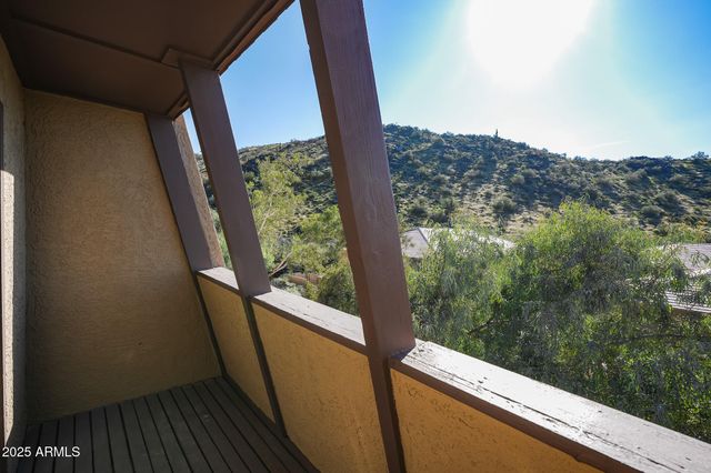 1601 W SUNNYSIDE Drive 127, Phoenix, AZ 85029