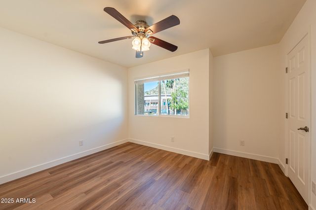 1601 W SUNNYSIDE Drive 127, Phoenix, AZ 85029