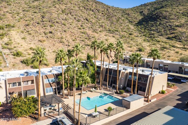 1601 W SUNNYSIDE Drive 127, Phoenix, AZ 85029