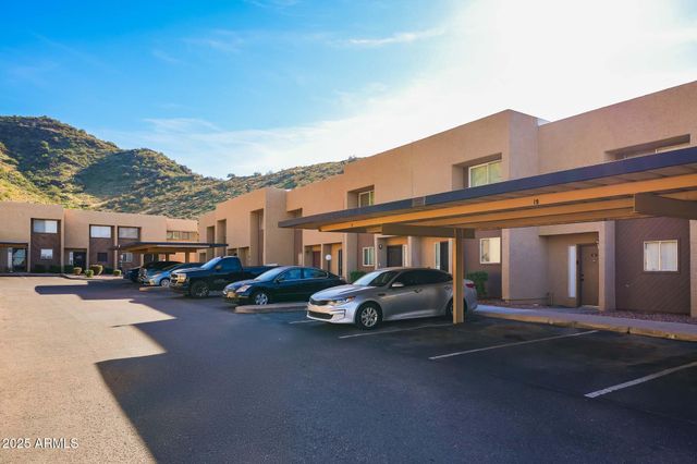 1601 W SUNNYSIDE Drive 127, Phoenix, AZ 85029