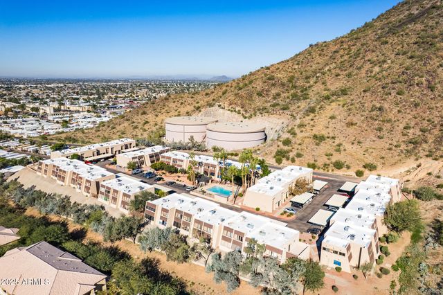 1601 W SUNNYSIDE Drive 127, Phoenix, AZ 85029