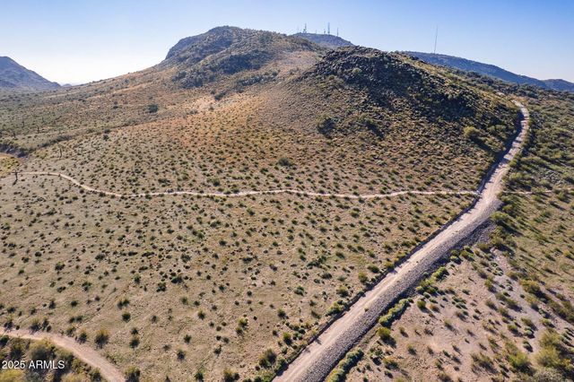 1601 W SUNNYSIDE Drive 127, Phoenix, AZ 85029