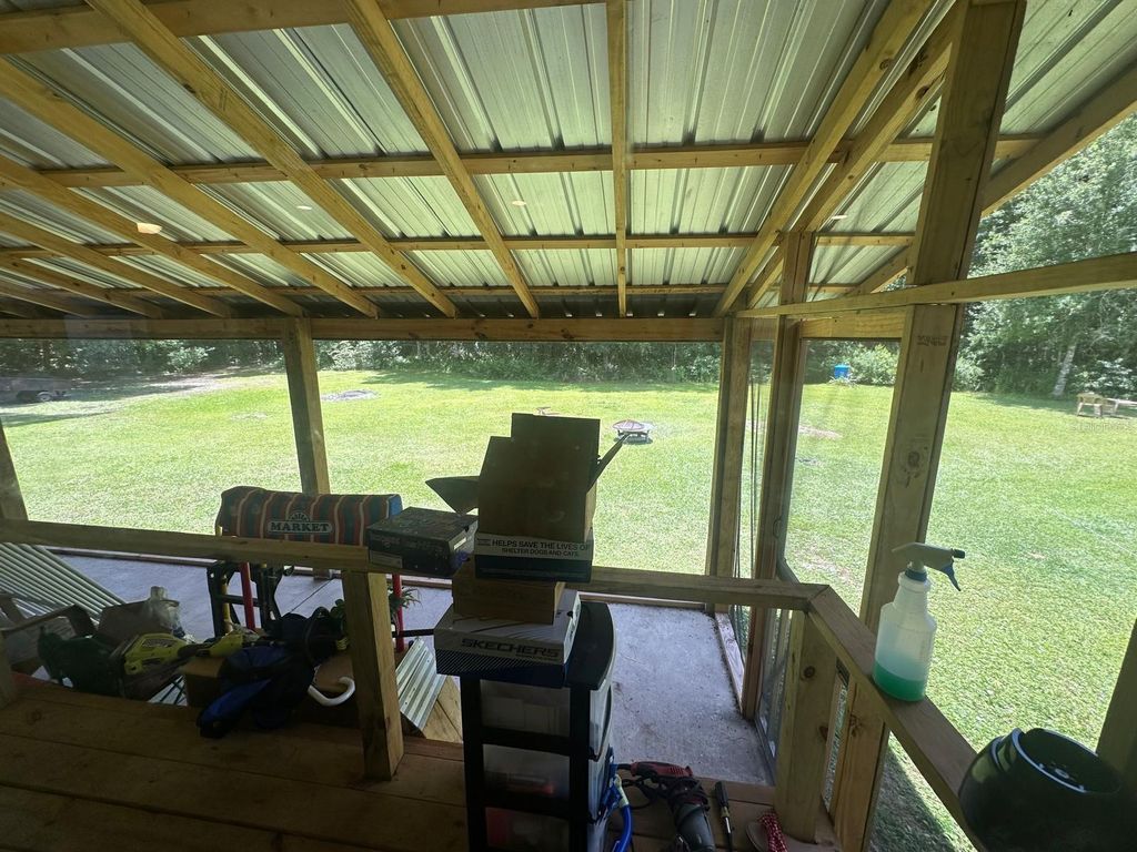 Image 18 of property listing at 17042 NATURE TRAIL, Lutz, FL 33558