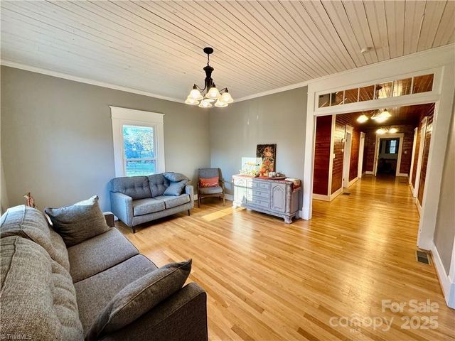 327 S Carolina Avenue, Boonville, NC 27011