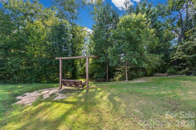 2437 Grinstead Court, Clover, SC 29710