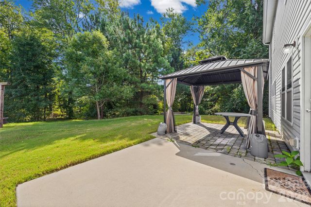 2437 Grinstead Court, Clover, SC 29710