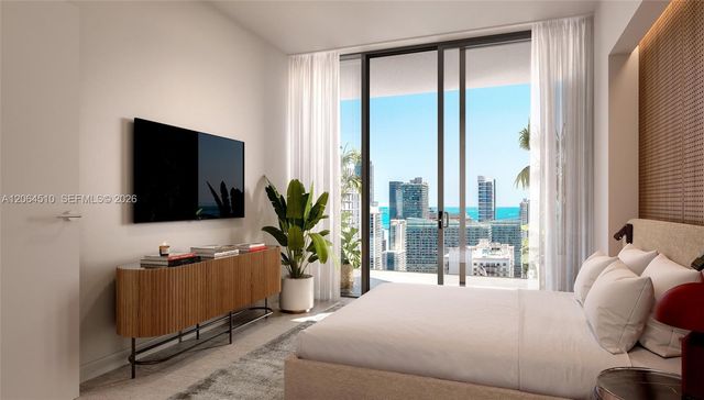 690 SW 1 Avenue 3814, Miami, FL 33130
