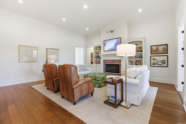 806 Nature Way, Benton, AR 72019