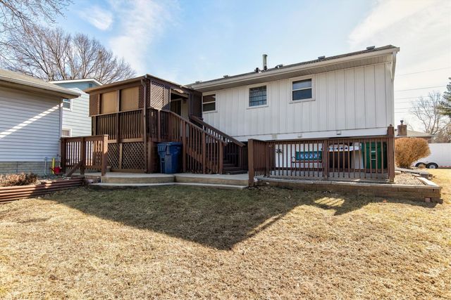 8401 Horton Avenue, Urbandale, IA 50322