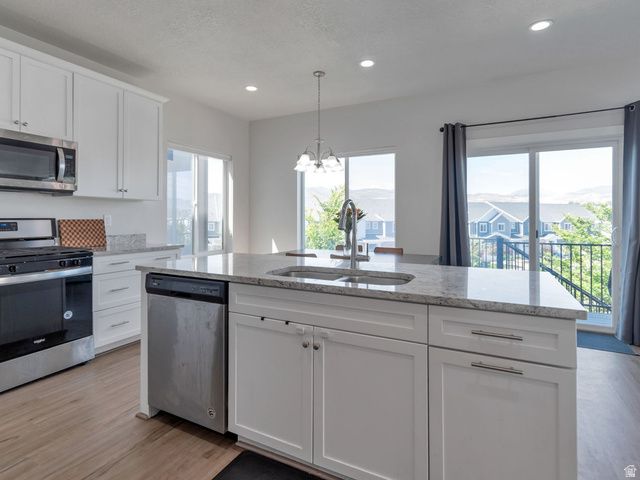 15228 S PARK BLUFF WAY, Bluffdale, UT 84065