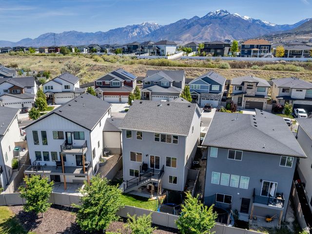 15228 S PARK BLUFF WAY, Bluffdale, UT 84065
