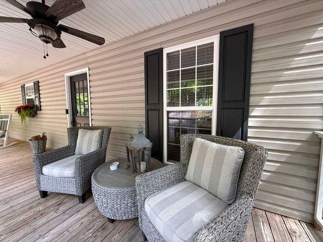 303 Cherrwood Drive, Westminster, SC 29693