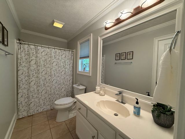 303 Cherrwood Drive, Westminster, SC 29693
