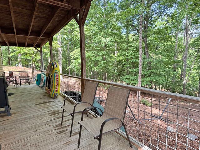 303 Cherrwood Drive, Westminster, SC 29693