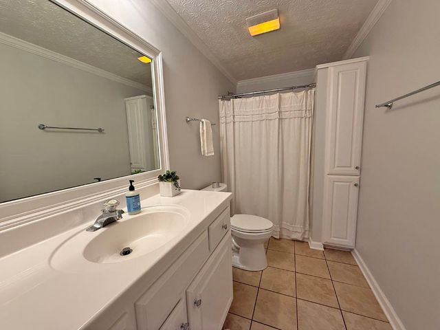 303 Cherrwood Drive, Westminster, SC 29693