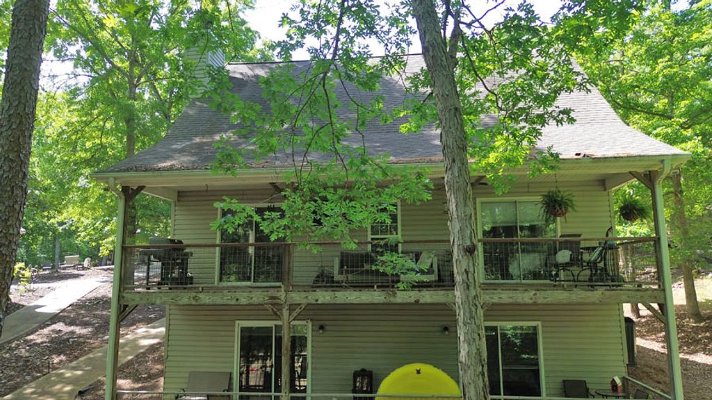 303 Cherrwood Drive, Westminster, SC 29693