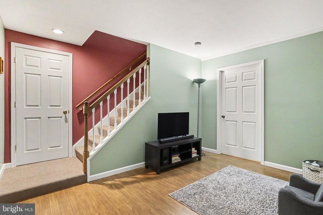 330 DOGWOOD LN, New Holland, PA 17557