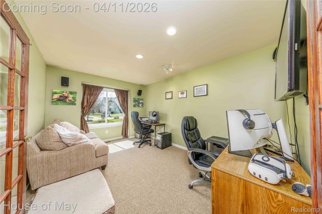 3044 Pheasant Run East Drive, Wixom, MI 48393