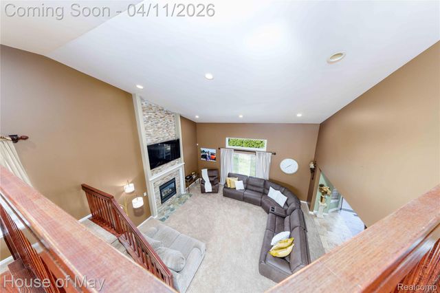 3044 Pheasant Run East Drive, Wixom, MI 48393