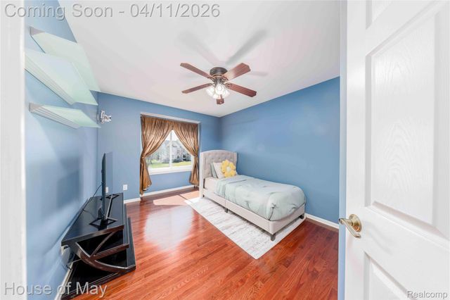 3044 Pheasant Run East Drive, Wixom, MI 48393