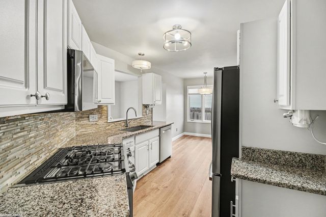 39739 Arbor Street, Harrison Twp, MI 48045