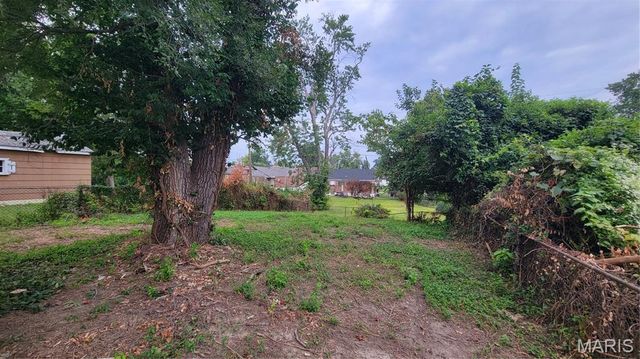 8525 Appleton Drive, University City, MO 63132