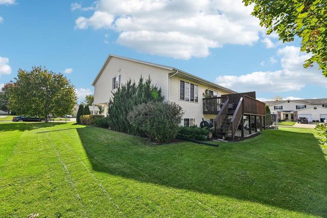 390 Sturges Street, Columbus, WI 53925