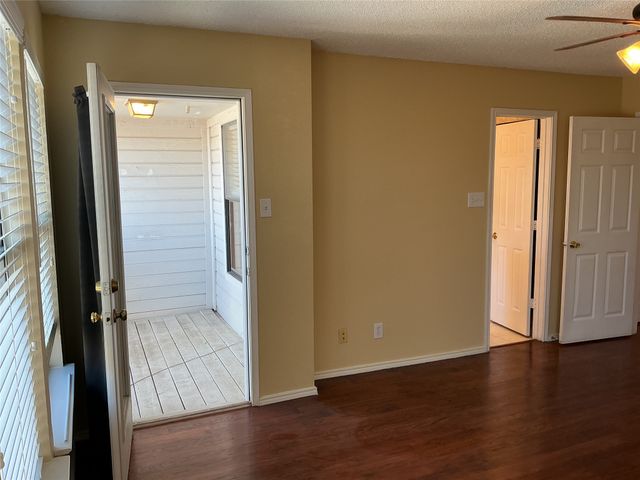 6027 Homestead Court, Dallas, TX 75252