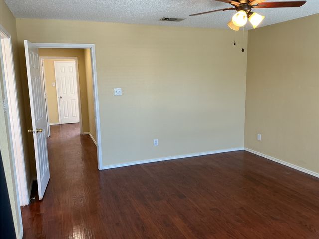 6027 Homestead Court, Dallas, TX 75252