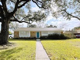 5107 W Bellfort Street, Houston, TX 77035