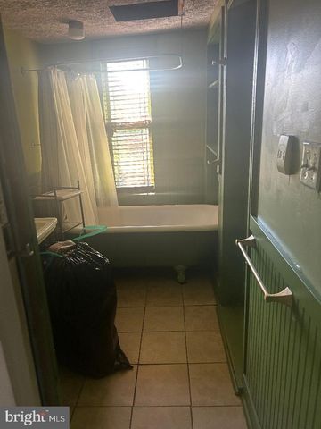 21 E GERMAIN ST, Winchester, VA 22601