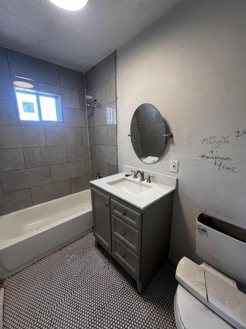 6913 ACOMA Road SE, Albuquerque, NM 87108