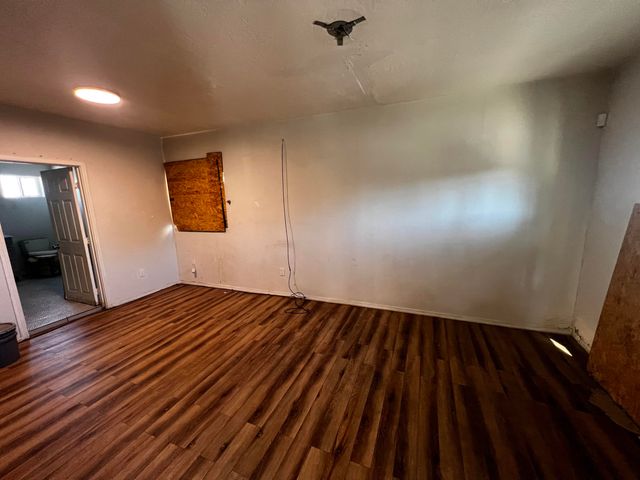 6913 ACOMA Road SE, Albuquerque, NM 87108