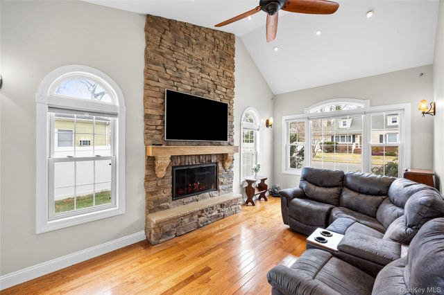 42 Irving Avenue, North Babylon, NY 11703