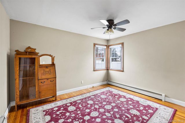 42 Irving Avenue, North Babylon, NY 11703
