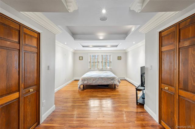 42 Irving Avenue, North Babylon, NY 11703